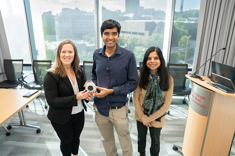 Kumar receiving the Milestone Moments Award